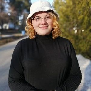 Meet your Posher, Kamilya